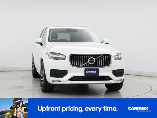 2021 Volvo XC90 T6 Momentum