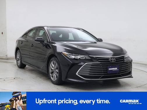 Black 2019 Toyota Avalon XLE