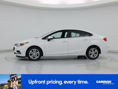 White 2016 Chevrolet Cruze LT