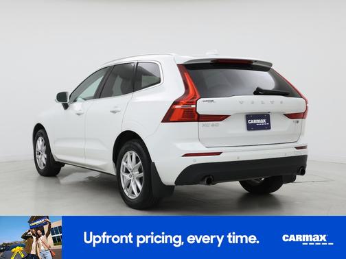 2020 Volvo XC60 T5 Momentum