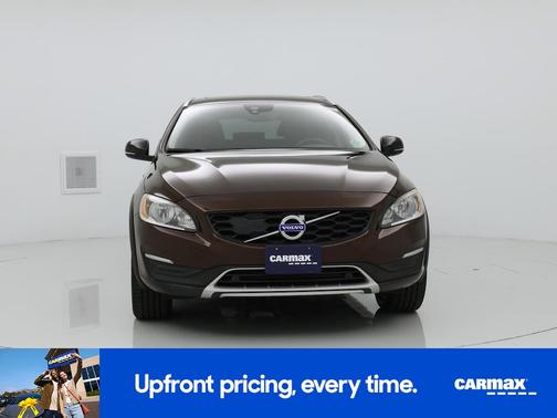 2018 Volvo V60 Cross Country T5