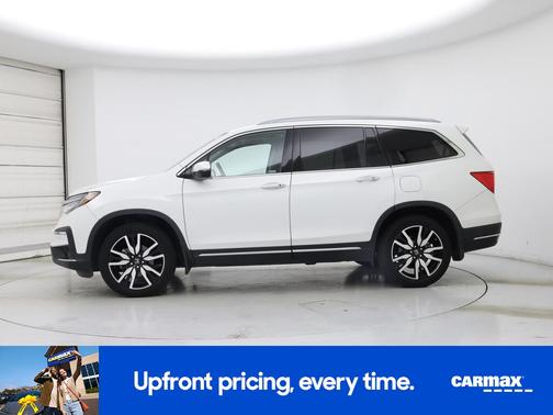 White 2022 Honda Pilot Elite