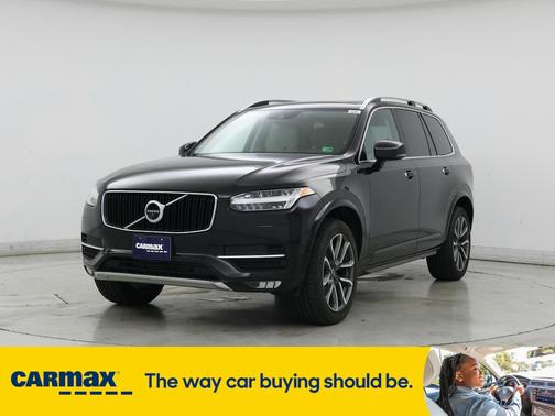 2018 Volvo XC90 T6 Momentum