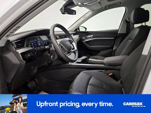 2023 Audi e-tron Premium Plus