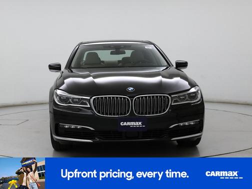 2018 BMW 750 XI