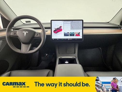 2025 Tesla Model Y Long Range