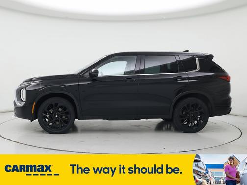 2023 Mitsubishi Outlander SE Black Edition