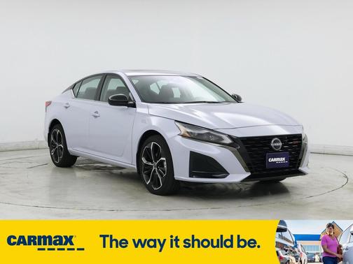 2023 Nissan Altima SR