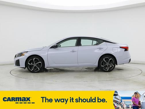 2023 Nissan Altima SR