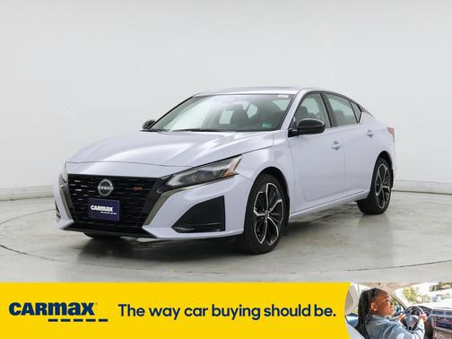 2023 Nissan Altima SR