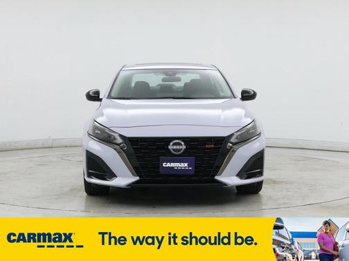 2023 Nissan Altima SR