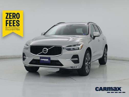 Gray 2022 Volvo XC60 B5 Momentum