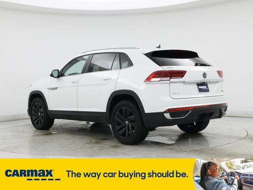 2022 Volkswagen Atlas Cross Sport SE w/Tech