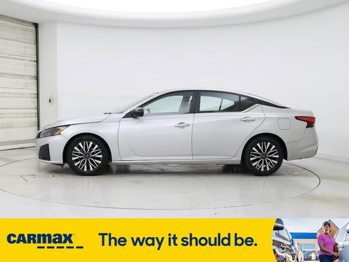 2024 Nissan Altima SV