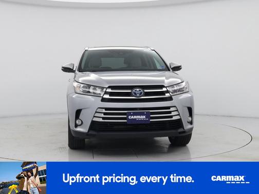 White 2017 Toyota Highlander Hybrid Limited Platinum