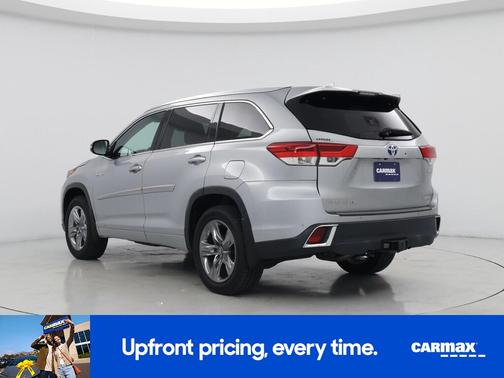 White 2017 Toyota Highlander Hybrid Limited Platinum