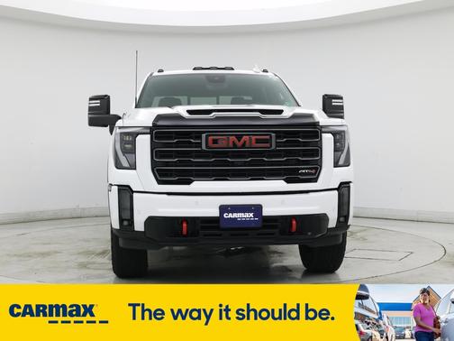 2024 GMC Sierra 2500 AT4