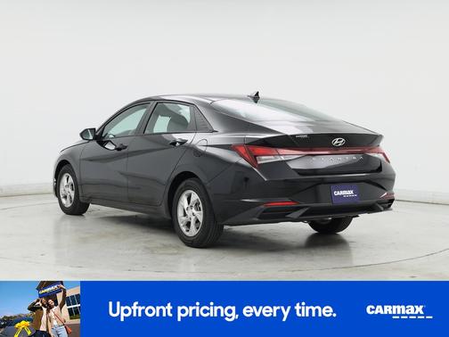 2023 Hyundai ELANTRA SE