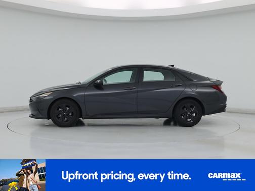 Gray 2022 Hyundai ELANTRA SEL