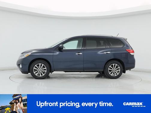 2016 Nissan Pathfinder SV