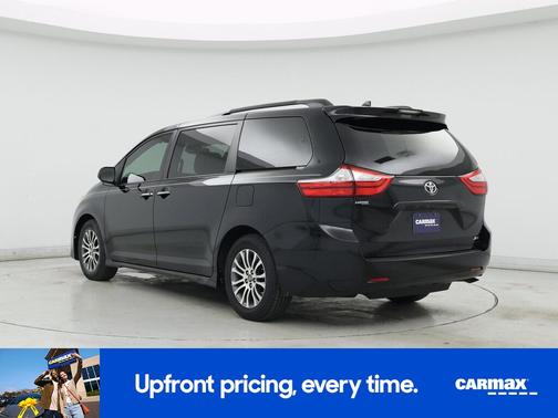 2019 Toyota Sienna XLE