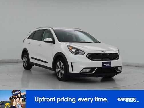 White 2018 Kia Niro EX
