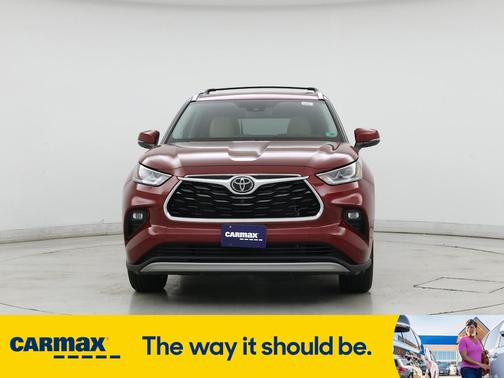 2022 Toyota Highlander Platinum