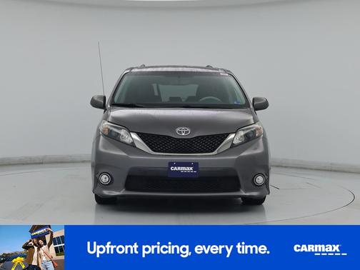 Gray 2014 Toyota Sienna SE