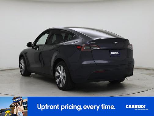 Gray 2024 Tesla Model Y Long Range