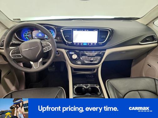 2023 Chrysler Pacifica Hybrid Limited