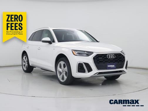 White 2023 Audi Q5 S-Line Premium Plus