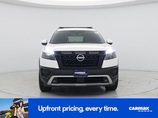 White 2025 Nissan Pathfinder Rock Creek