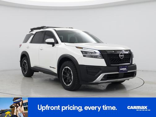White 2025 Nissan Pathfinder Rock Creek