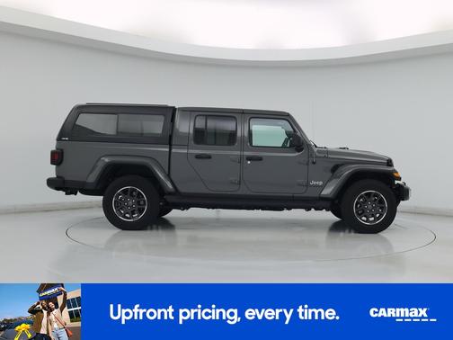 Gray 2023 Jeep Gladiator Overland