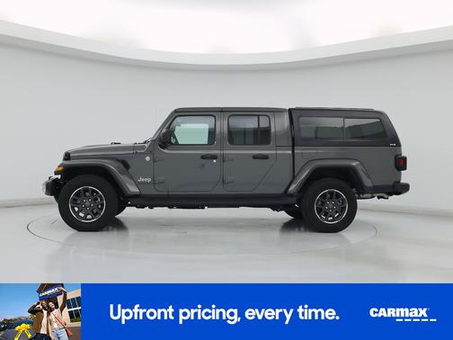 Gray 2023 Jeep Gladiator Overland