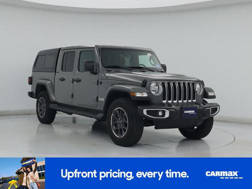 Gray 2023 Jeep Gladiator Overland