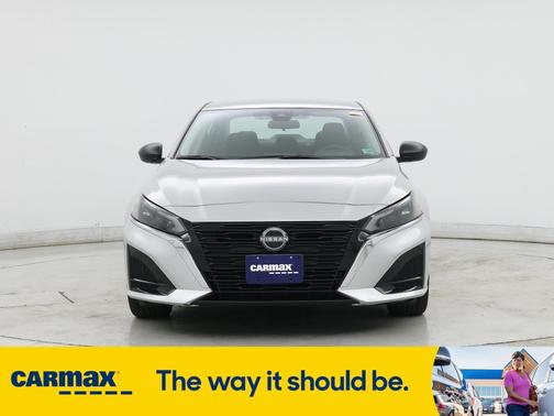 2024 Nissan Altima SV