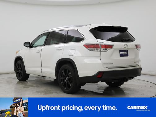 White 2016 Toyota Highlander Limited