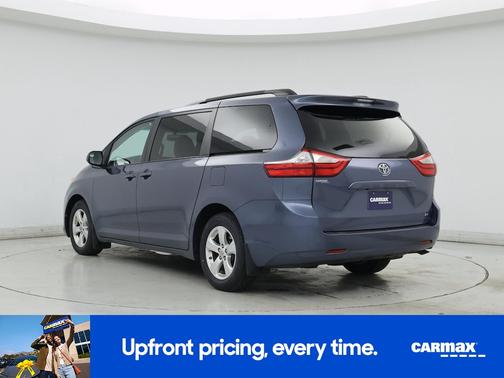 2017 Toyota Sienna LE