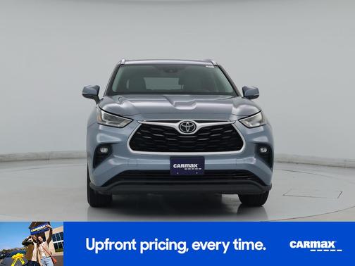 Blue 2021 Toyota Highlander XLE