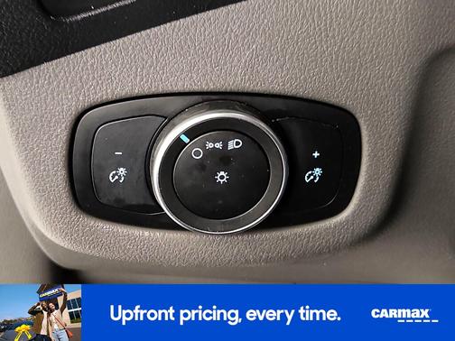 White 2019 Ford Transit Connect XL