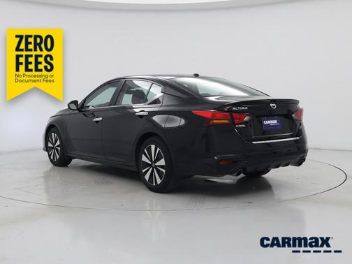 Black 2021 Nissan Altima SV