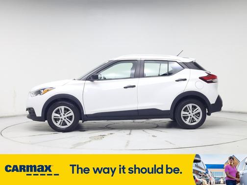 2019 Nissan Kicks S