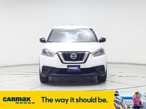 2019 Nissan Kicks S