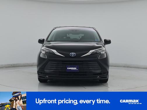 Black 2021 Toyota Sienna LE