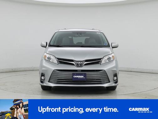 2020 Toyota Sienna XLE