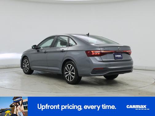 2025 Volkswagen Jetta SE