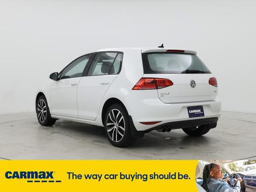 2017 Volkswagen Golf SE