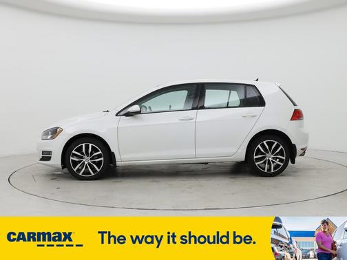 2017 Volkswagen Golf SE