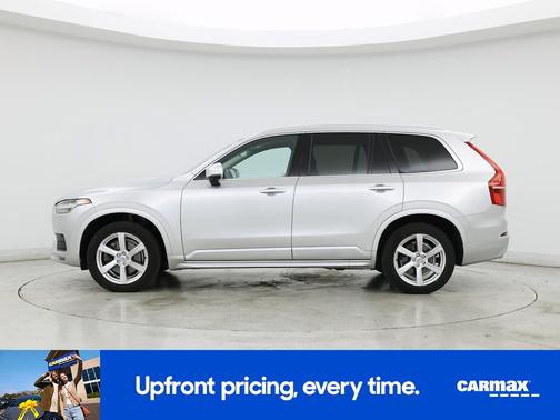 2020 Volvo XC90 T6 Momentum